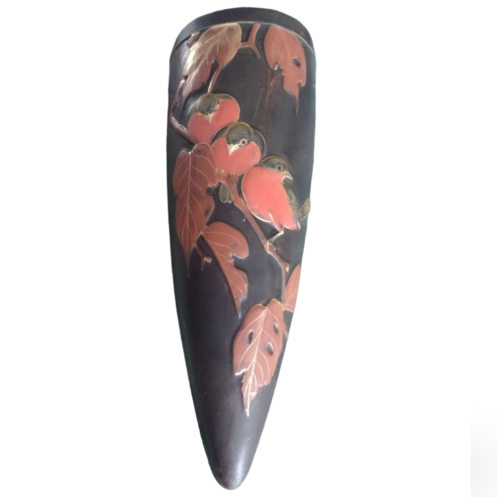 CERAMIC STYLE WALL POCKET WITH BIRDS PAINTED ON IT FROM JAPAN